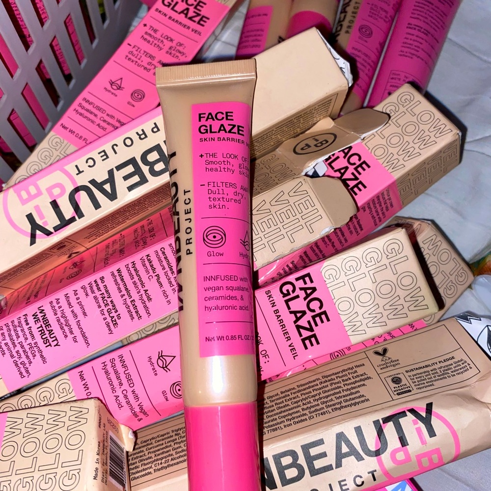 Glaze Skin Barrier Protect & Glow Moisturizer